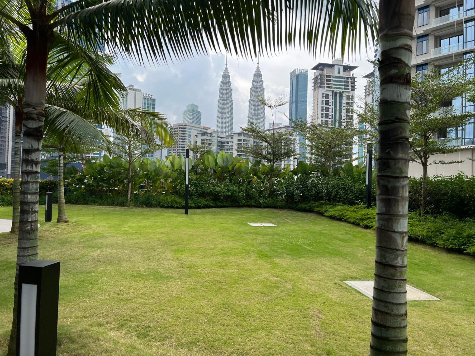 Eaton Residence Suites Klcc Kuala Lumpur Luaran gambar